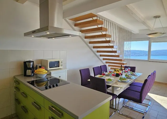 4-star Penthouse With Wonderful Sea View - Stella Sunshine Апартаменти
