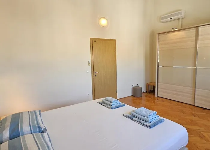 Апартаменти 4-star Penthouse With Wonderful Sea View - Stella Sunshine Трогір