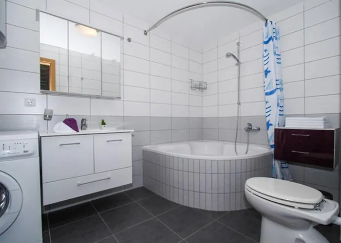 4-star Penthouse With Wonderful Sea View - Stella Sunshine * 特罗吉尔