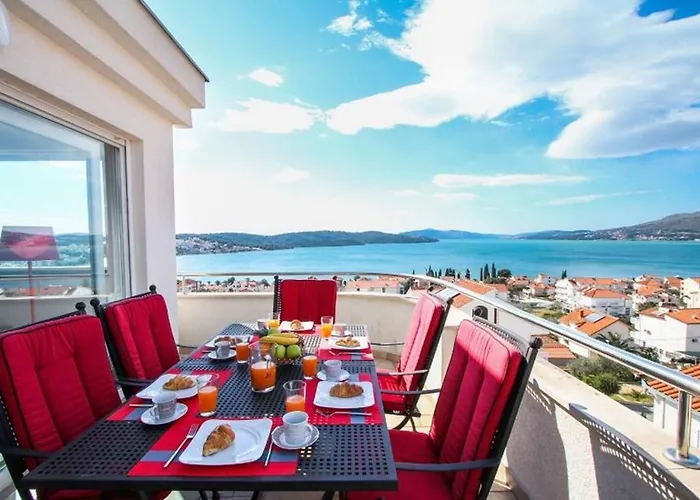 4-star Penthouse With Wonderful Sea View - Stella Sunshine * 特罗吉尔