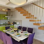 4-star Penthouse With Wonderful Sea View - Stella Sunshine Apartment *