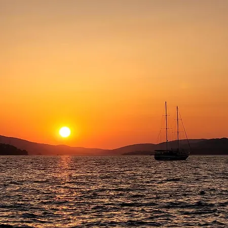 4-star Penthouse With Wonderful Sea View - Stella Sunshine