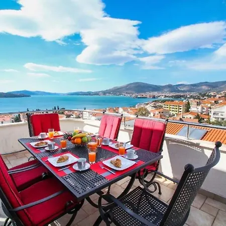4-star Penthouse With Wonderful Sea View - Stella Sunshine Apartment *