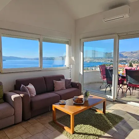 Apartment 4-star Penthouse With Wonderful Sea View - Stella Sunshine