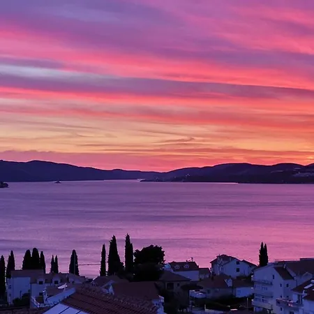 4-star Penthouse With Wonderful Sea View - Stella Sunshine * Trogir
