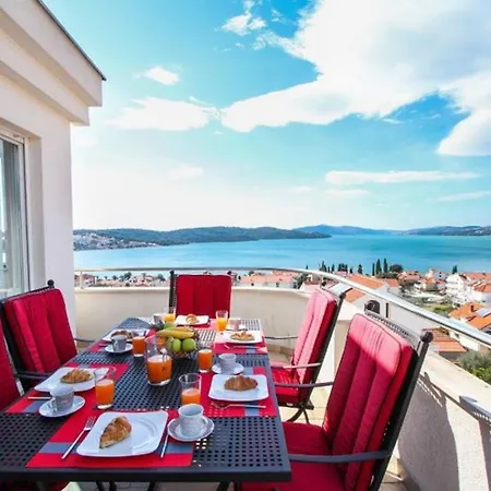 4-star Penthouse With Wonderful Sea View - Stella Sunshine * トロギール