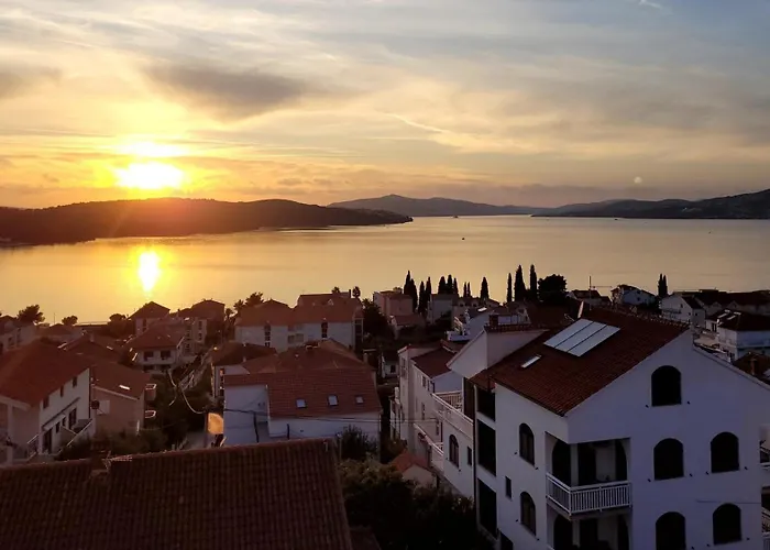 4-star Penthouse With Wonderful Sea View - Stella Sunshine * Trogir