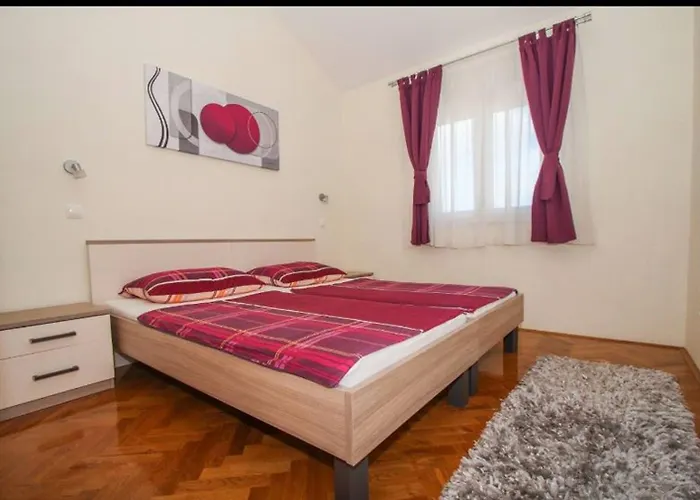 4-star Penthouse With Wonderful Sea View - Stella Sunshine Apartment Trogir
